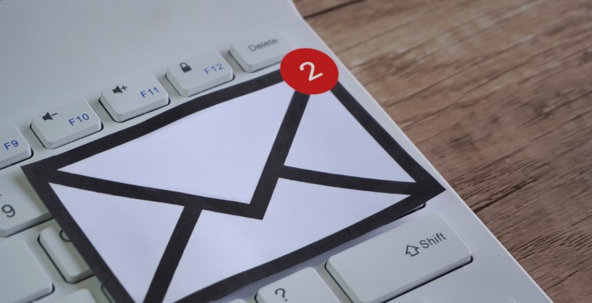 New email notification on top of keyboard. New email notification on top of keyboard.